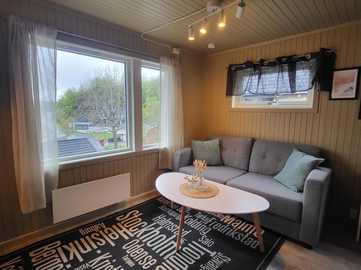 Koselig Studioleilighet I Svolvaer - Lofoten Ved Svolvaergeita, Djevelporten エクステリア 写真